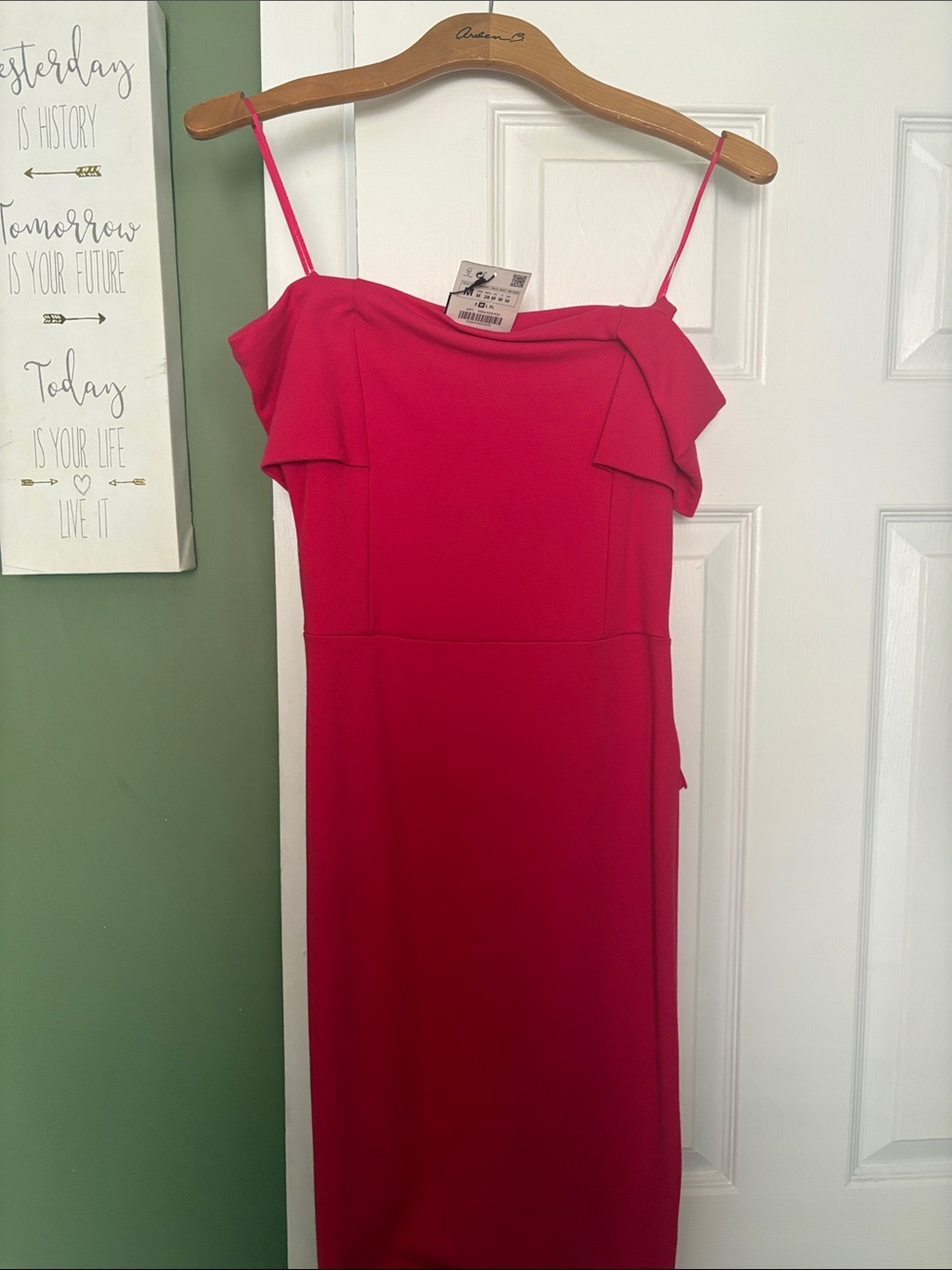 Red Off-Shoulder Midi Dress - Unbranded